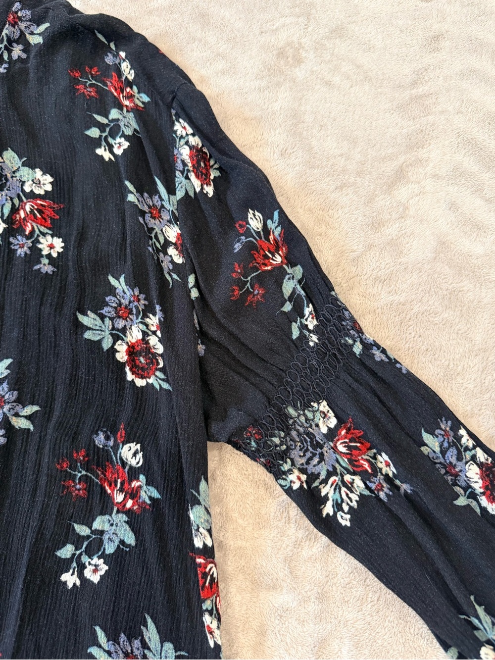 Free People Relaxed Black Floral Keyhole Boho Tunic Mini Dress Size Medium - Picture 5 of 11
